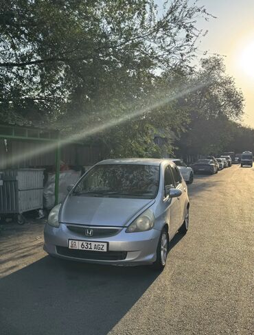 Частная аренда авто: Сдаю Honda Fit, Долгосрочно, Без водителя, | Залог, Ремонт ходовой части от арендатора, Ремонт мотора от арендодателя