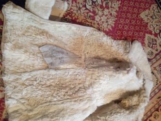 Пальто: Тулупы б/у и новые — от 4000 сом до 22000 сом. Размерный ряд: 48, 50 — 9