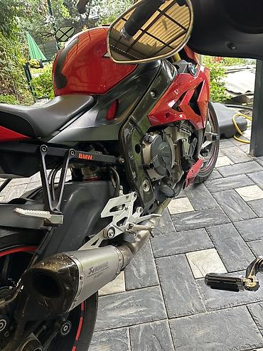 Мототехника: BMW S1000R, нейкед-спорт. Основные характеристики и оснащение: - — 4