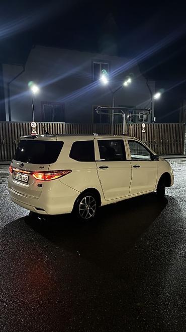 Changan: Changan Auchan A600 EV: 2019 г., Робот, Электромобиль, Минивэн — 8