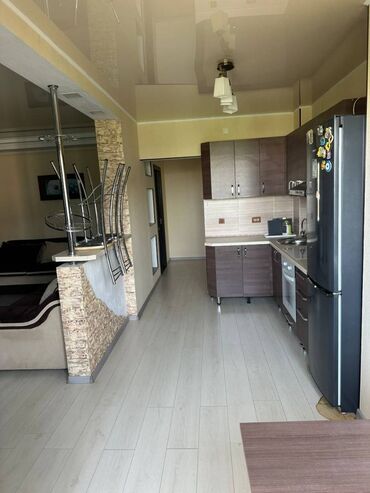 квартиры под бизнес: 3 комнаты, 60 м², 105 серия, 4 этаж