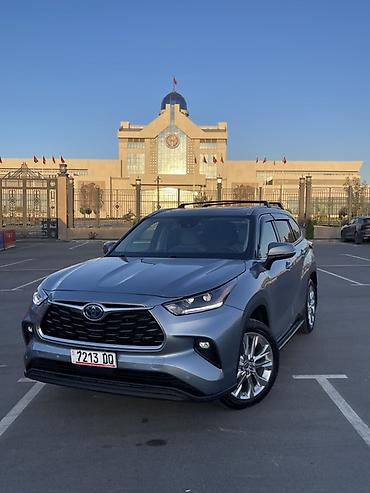 2 8: Toyota Highlander: 2020 г., 2.5 л, Автомат, Гибрид, Кроссовер — 2