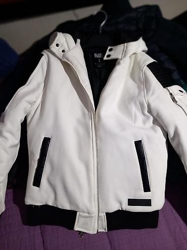 Zimske jakne: Ženska biker jakna sa postavom od veštačkog krzna (shearling stil) - — 7