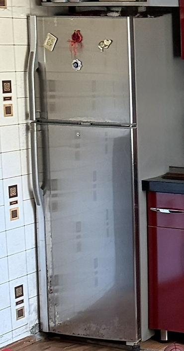 Paslanmayan polad korpuslu ikikameralı soyuducu - Üst hissədə ayrıca