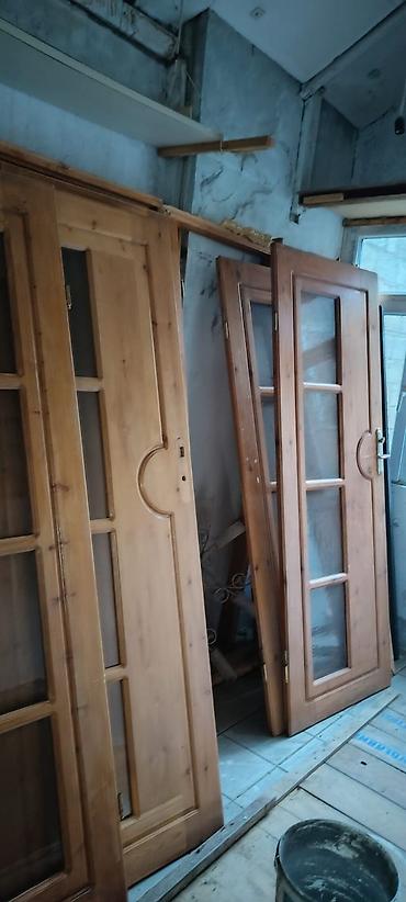 Ev üçün digər mebel: Qapı 5 ədəddir birinin kilidi yoxdur uzunluğu 220 sm eni 90 sm real — 1