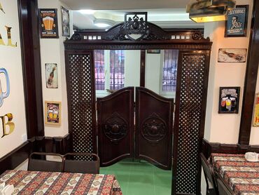 Kommersiya daşınmaz əmlakının satışı: Sumqayıt şəhəri 3cü mkrda Avyakassa və ƏLİ94 marketin yaxınlığında — 14