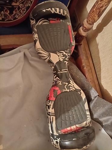 Giroskuterlər: Şəkillərdəki məhsullar: 1) Hoverboard (iki təkərli balans skeyti) - — 1