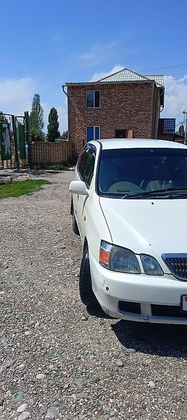 vip razbor: Toyota Ipsum: 2002 г., 2 л, Автомат, Бензин, Минивэн — 10