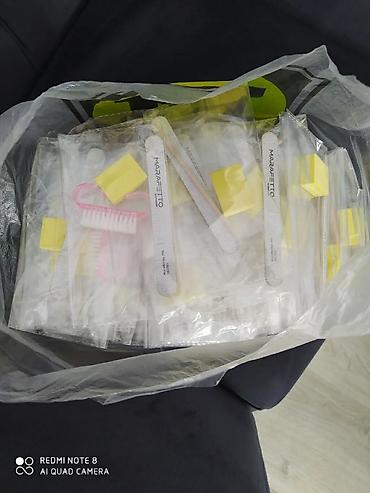 Инструменты и тележки для инструментов: Комплект для маникюра/педикюра и обслуживания рабочего места. В — 14