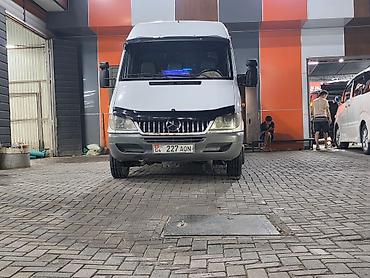 короткий спринтер: Mercedes-Benz Спринтер: 2000 г., Фургон — 1