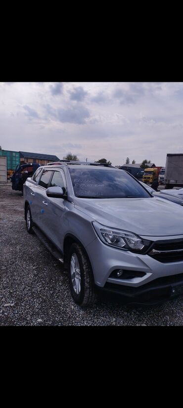 тойота chr цена бишкек: Саненг рекстон спорт,Пикап/внедорожник серебристого цвета - Кузов