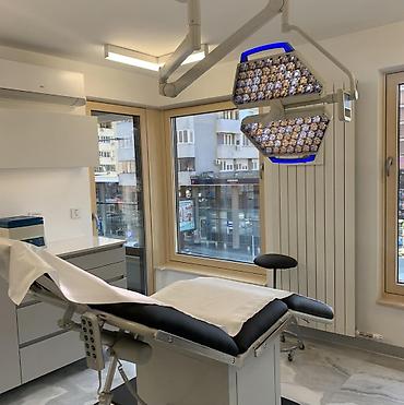 6000k boja: Hirurška operaciona lampa TRUMPF TL 5500, kupljena nova pre 3 god od — 1