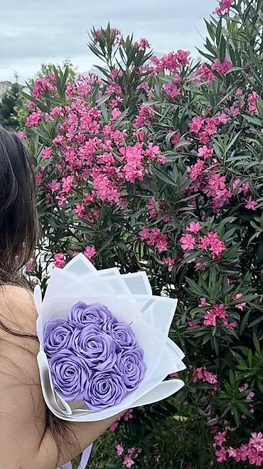флорист: Məhsul: Gül buketləri (süni sabun güllər) Təsvir: - Müxtəlif — 3