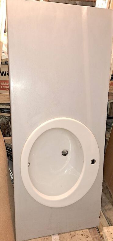 WC šolje i lavaboi: Prodajem UGRADNI OVALNI UMIVAONIK "Ideal Standard" 62cm x 52 cm