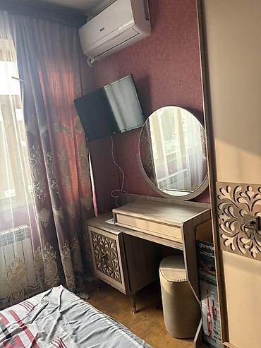 Qonaq otağı dəstləri: Jurnal masası, Dolab, Komod — 11