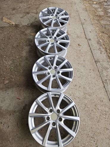 Gume i felne: Set alu felni – 4 kom Razmak rupi 5×112 pogodan za VW, Audi — 8