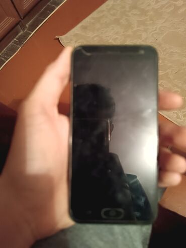 işlenmiş telfonlar: Hisense L675