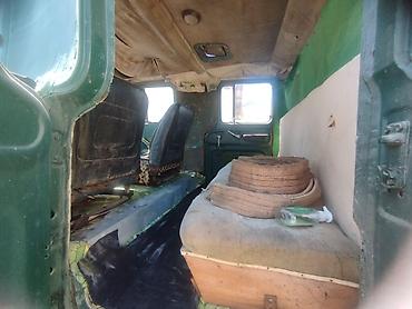 фургоны категории б: GAZ yük maşını – ikiqat kabinalı, qapalı furqonlu - Marka/model: GAZ — 6