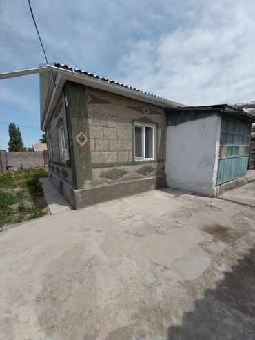 дом ыссык кол: Дом, 77 м², 4 комнаты, Риэлтор, Старый ремонт