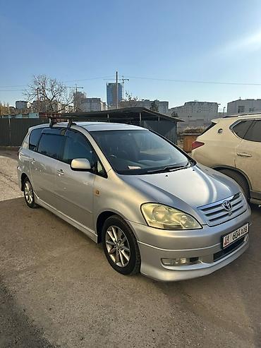 Toyota: Toyota Ipsum: 2003 г., 2.4 л, Автомат, Газ, Минивэн — 1