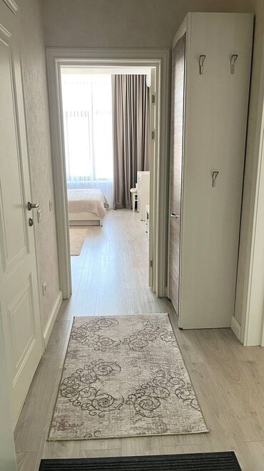 Помещения свободного назначения: 1 комната, 40 м², Элитка, 9 этаж, Евроремонт