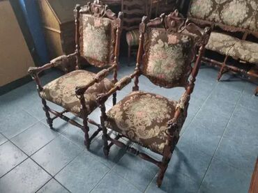 Stilske fotelje: Fotelje u odlicnom stanju rucni rad duborez. Cena po komadu — 2