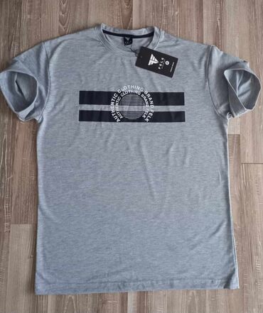 Majice: M-2xl
1400 na lalafo.rs — 3 Majice: M-2xl
1400 — 3