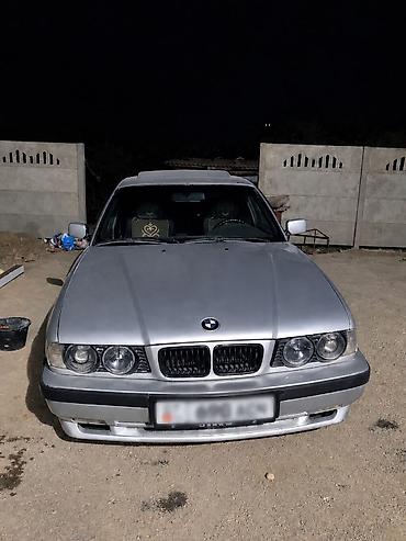 124 mers: BMW 5 series: 1993 г., 2.5 л, Механика, Бензин, Седан — 1
