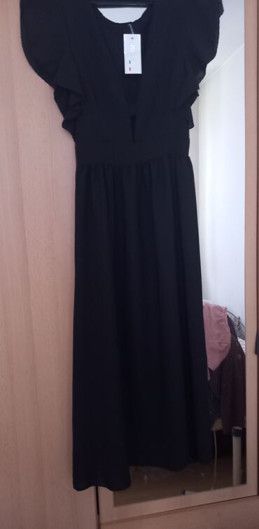 crna haljina sa tilom: L (EU 40), color - Black, Evening, Short sleeves