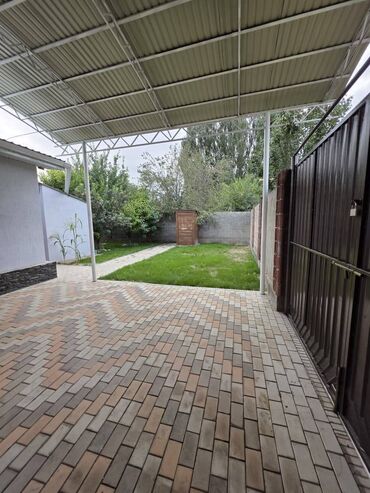 дом на ошском рынке: Дом, 92 м², 3 комнаты, Евроремонт