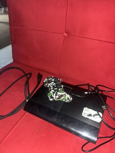 vector robot qiymeti: Ps3 super silim 500gb yaddaş 30 oyun Pes Gta Batman Mafia 2 Kimi