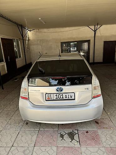 бортер: Toyota Prius: 2011 г., 1.8 л, Автомат, Гибрид, Хэтчбэк — 5