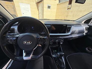 магнитолы для авто: Kia Stonic: 2018 г., 1.6 л, Автомат, Дизель, Кроссовер — 7