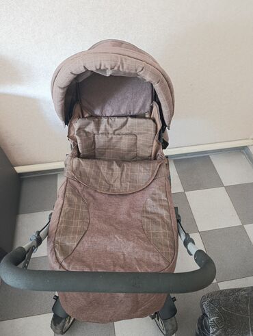 Коляски: Коляска, цвет - Коричневый, Б/у — 3