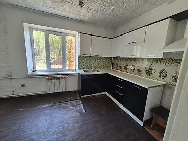 продаю дом дешево: 3 комнаты, 56 м², 4 соток, Сокулук, Риэлтор — 7