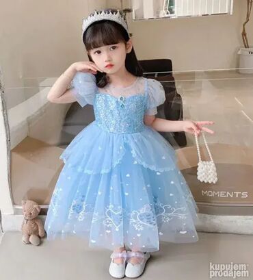 Kostimi za maskenbal: Model redni broj 14 Predivan kvalitetan kostmim haljina sa plaštom. Po — 9