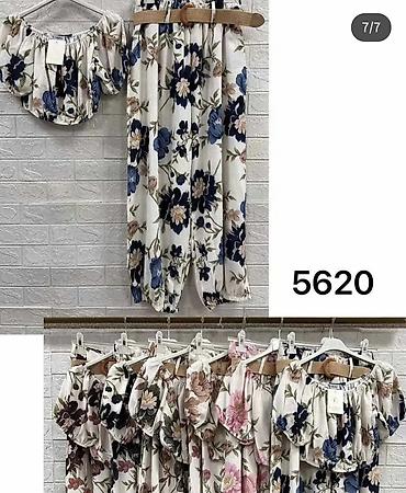 vs pidzama: Komplet sa cvetnim dezenom – crop top i široke pantalone. - Gornji — 7