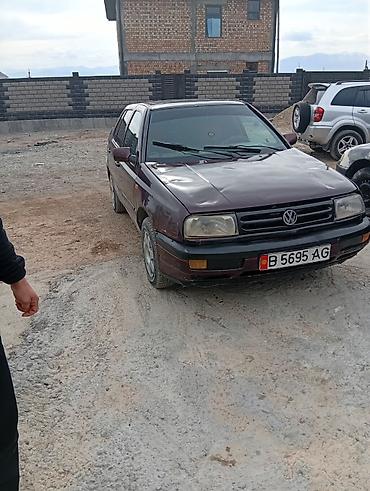 сигареты oris купить: Volkswagen Vento: 1992 г., 1.8 л, Механика, Бензин, Седан — 2