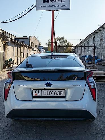 prius plus: Toyota Prius: 2017 г., 1.8 л, Вариатор, Гибрид, Лифтбек — 5