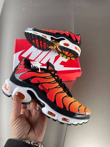 nike dvojke: Nike air max tn Tyger orange patike A klasa Novo Brojevi 36 do 41 Sa