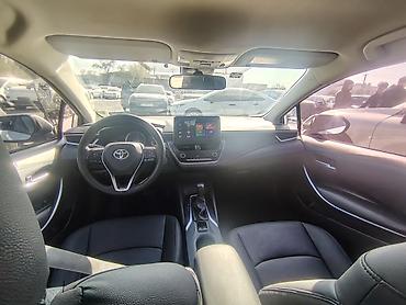 prius 2005: Toyota Corolla: 2021 г., 1.8 л, Вариатор, Гибрид, Седан — 3