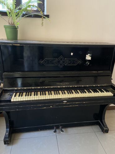 Пианино, фортепиано: Покупали когда то за 18.000, срочно нужны деньги