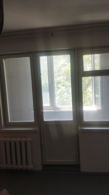 дверь деревянные: Дверь с окнами, Сосна, Распашная, Б/у, 205 * Самовывоз