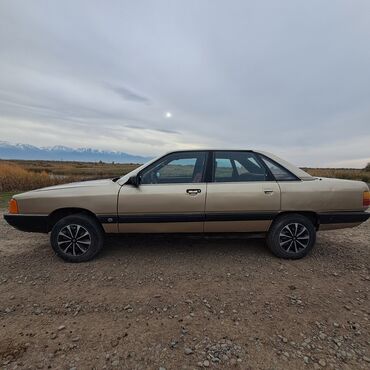 ас машина: Audi 100: 1986 г., 1.8 л, Механика, Бензин, Седан