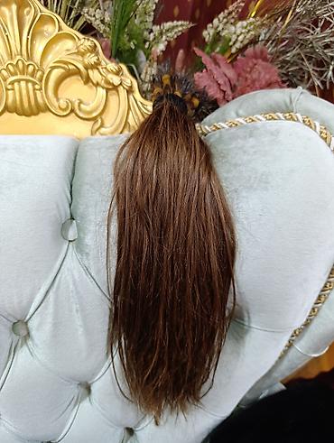 Təbii saçlar, pariklər: Qaynaq saçlar, Təbii — 10