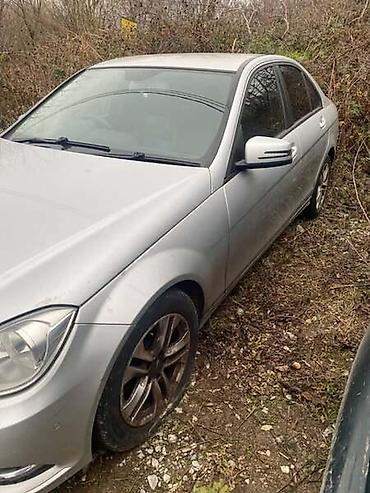delovi alternatora: DELOVI ZA MERCEDES BENZ C 220 W204 | Delovi za C klasu w204 4 Motor — 2