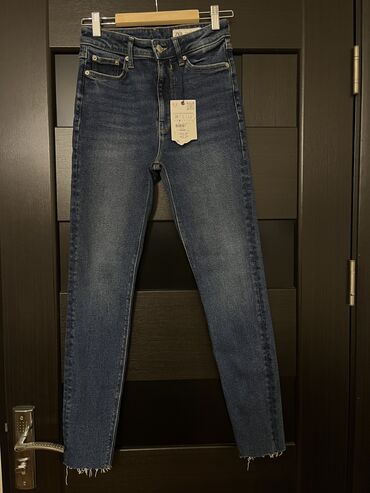 Səs kartları: Zara Yeni etiketli jeans şalvar
36 razmer 🩶 Yüksek bel skinny model — 7
