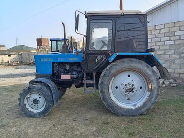 Traktorlar: Traktor Belarus (MTZ) MTZ 2008 il, 821 at gücü, motor 0.5 l, İşlənmiş — 2