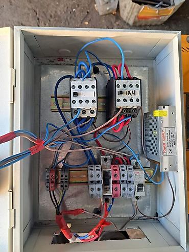 8 mart sekilleri yukle: 7 KVA dizel Generator işıq yanıb sönərkər generator özü avtomatik işə — 6