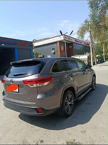 Toyota Highlander: 2018 г., 2.7 л, Автомат, Бензин, Кроссовер